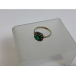 9ct Gold Ring - Size O - 2.5gms