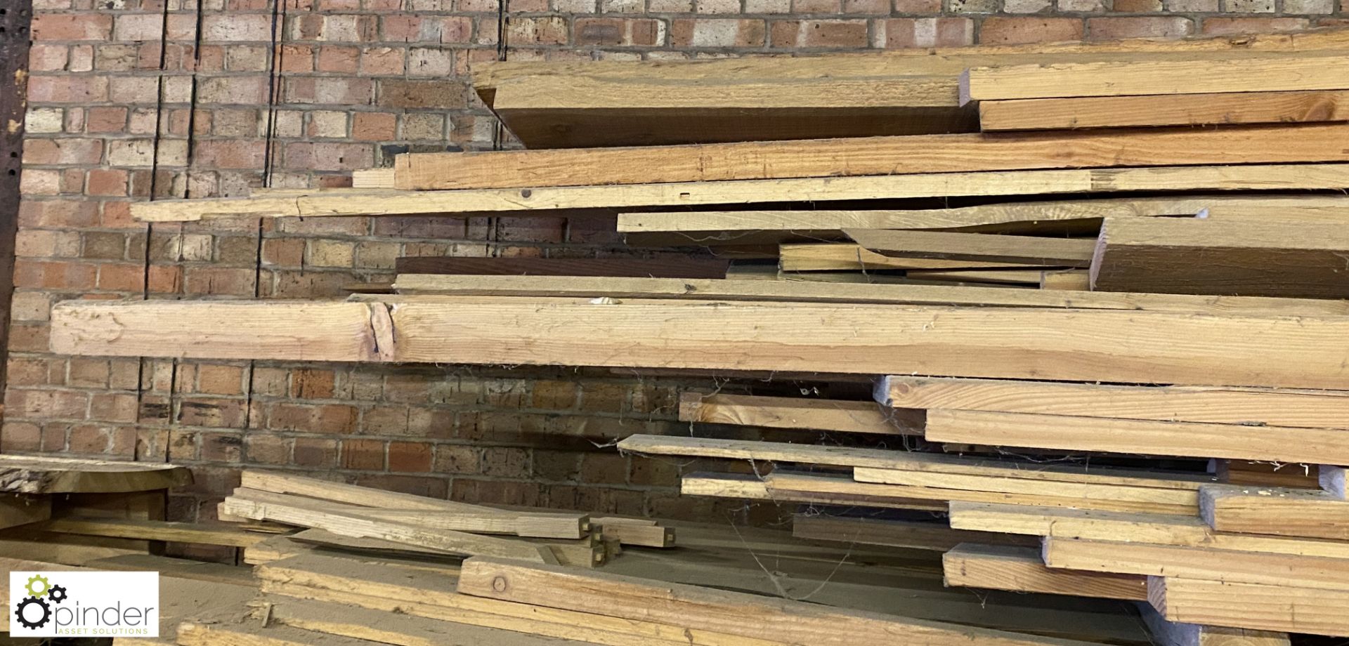 Quantity various Softwood/Hardwood Cut Boards and Lengths, to top pile - Bild 2 aus 6