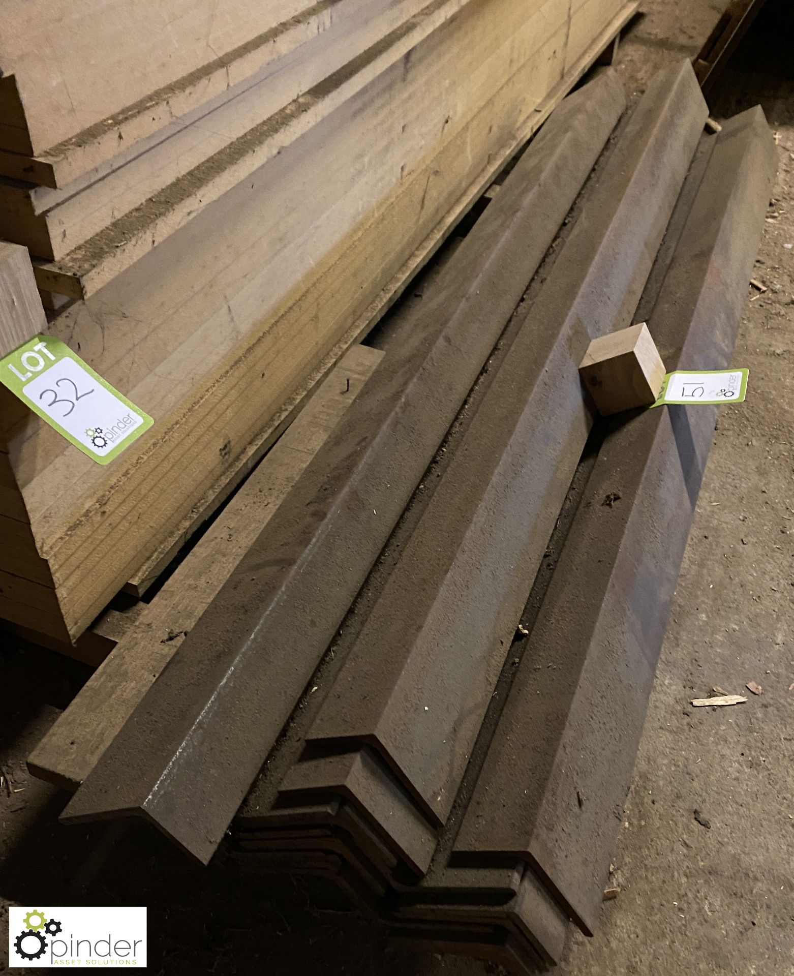 Quantity Steel Angle, 1000mm; 1200mm and 1500mm lengths, to 3 piles - Image 9 of 10
