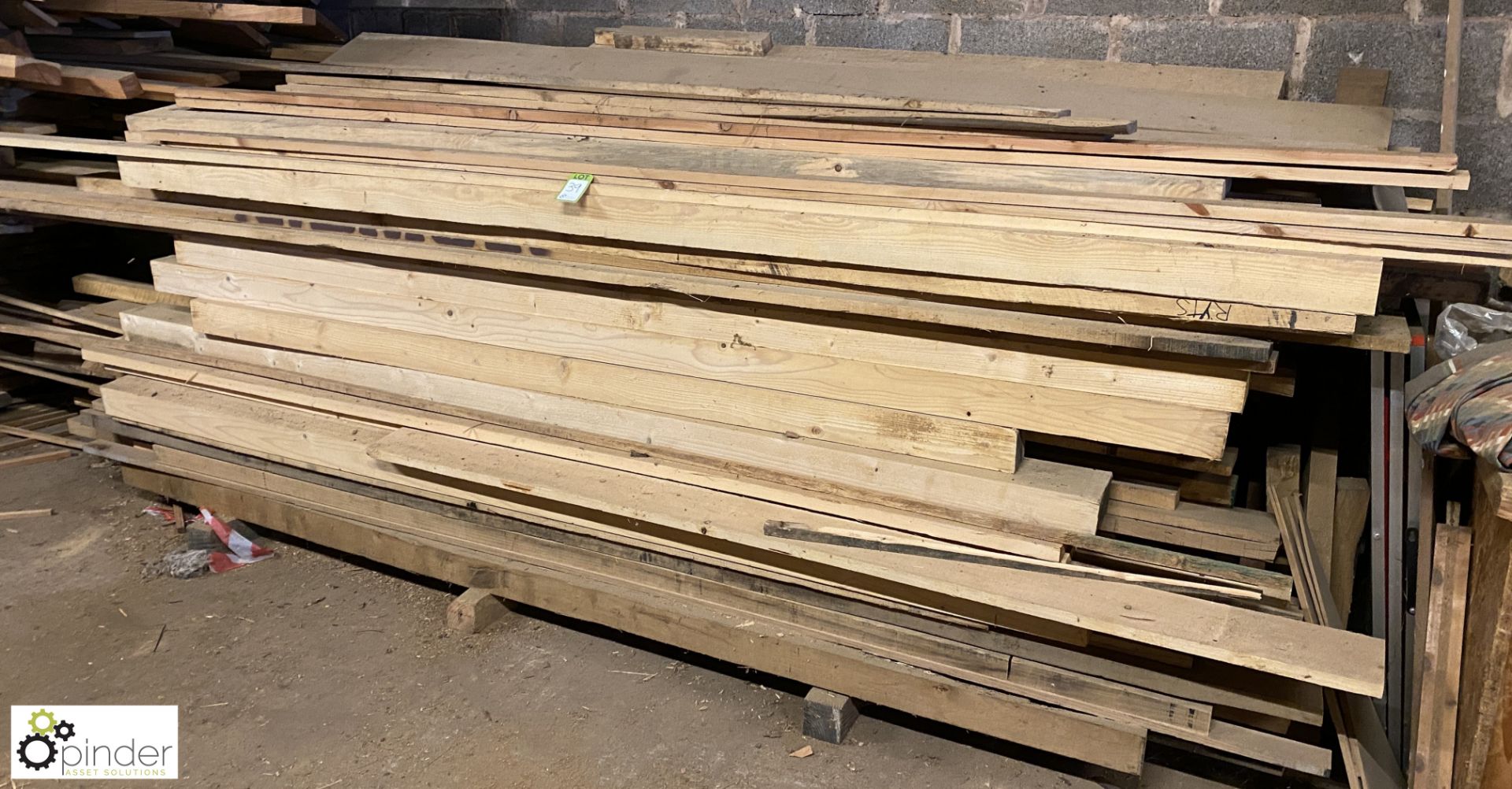 Large quantity Softwood/Hardwood Cut Beams, Boards and Lengths, up to 4000mm