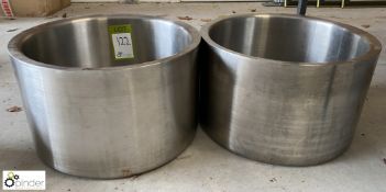 2 stainless steel Ice Buckets (LOCATION: Devon)