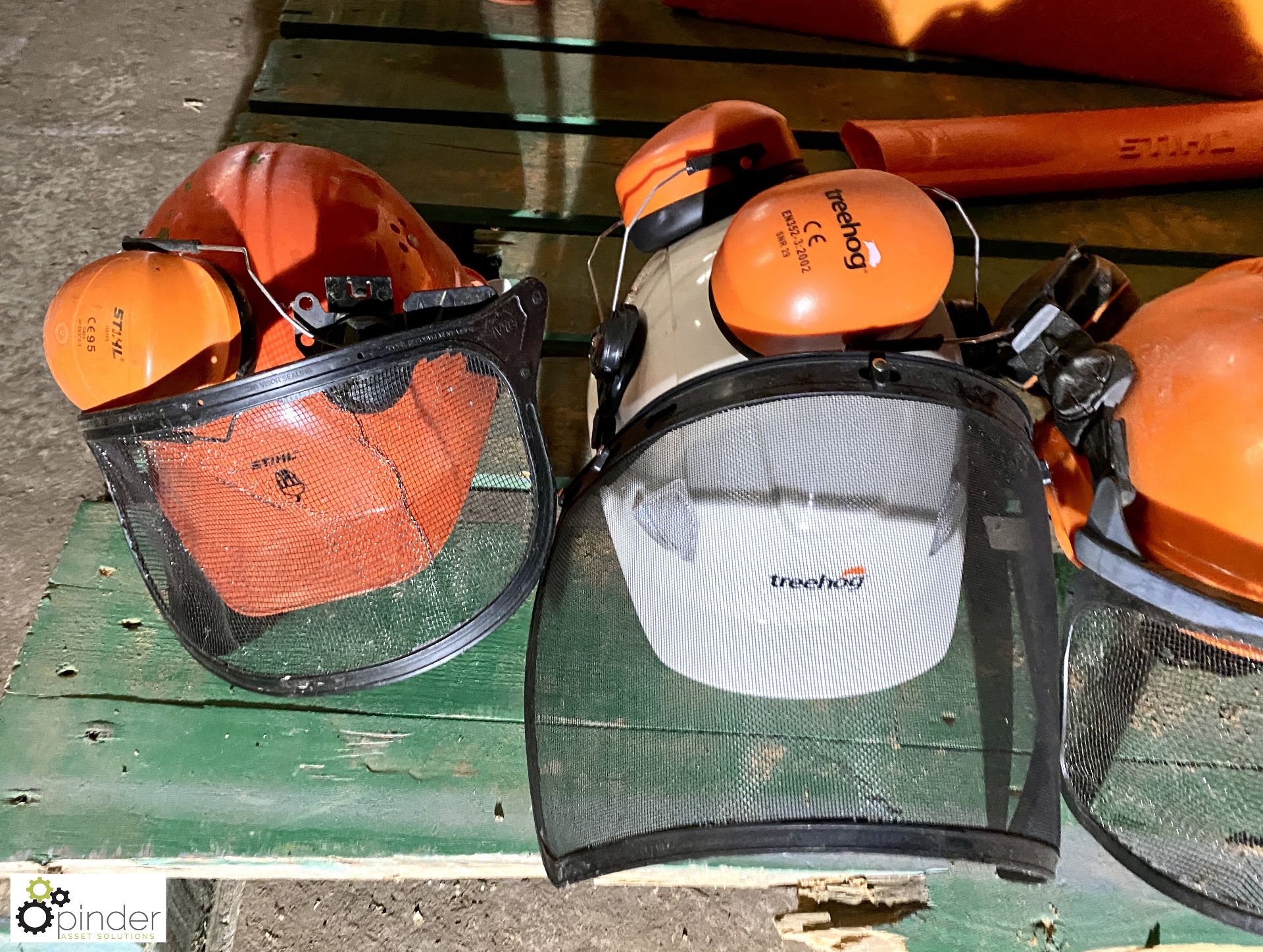 4 various Arborist Helmets (LOCATION: Wolverton) - Image 2 of 4