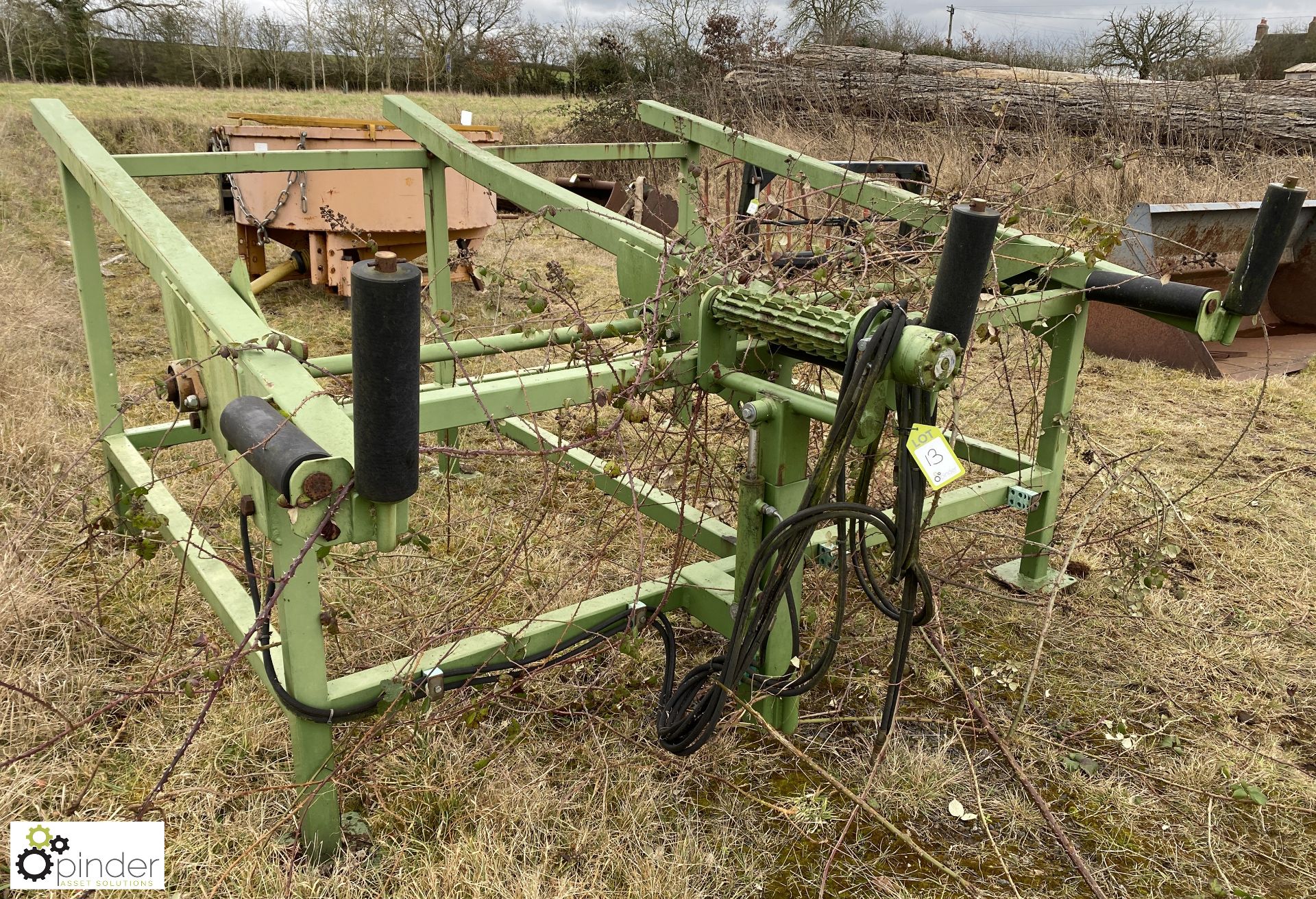 Pezzolato TM400 Firewood Machine for cutting and splitting logs with feed table and conveyor take - Image 13 of 16