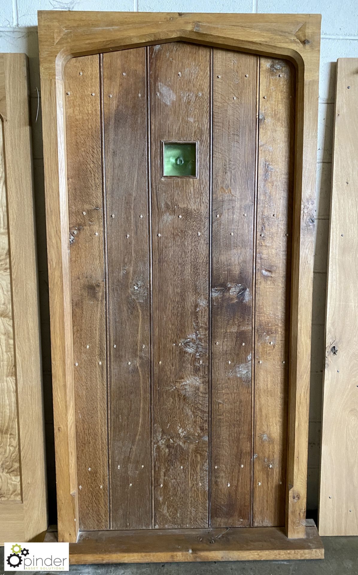 Solid oak External Door with bull eye glass and frame, 1023mm wide x 2045mm high including frame