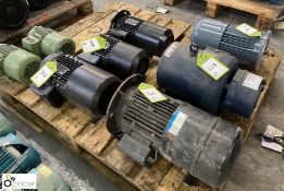 8 various Electric Motors, to pallet (Location Carlisle Site 1)