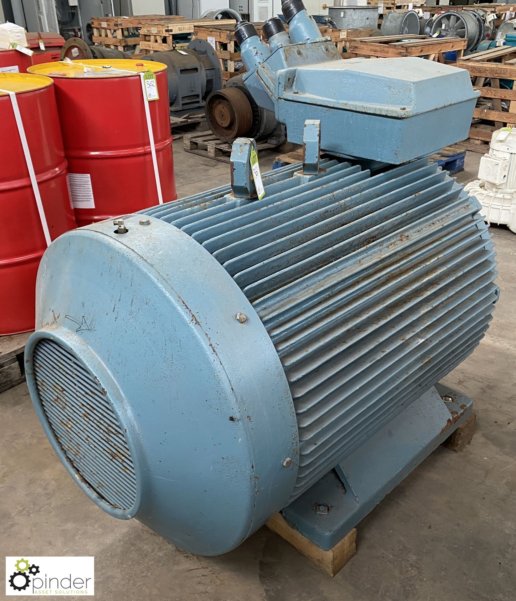 Stromberg HXUR805G3B3 250kw Electric Motor, 990rpm (Location Carlisle Site 2) - Image 3 of 4