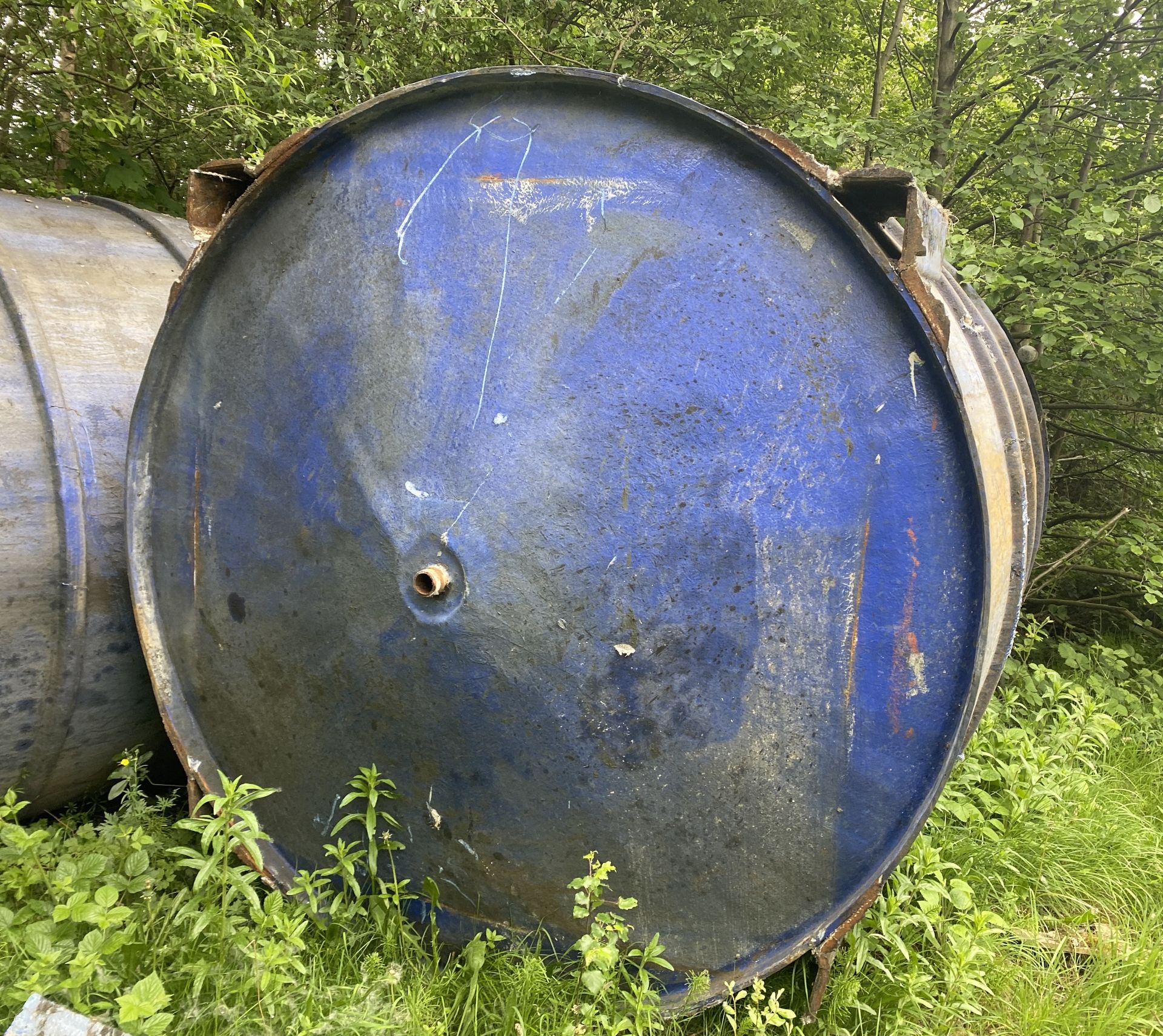 Fiberglass Storage Tank, 2850mm x 2500mm diameter - Image 2 of 2