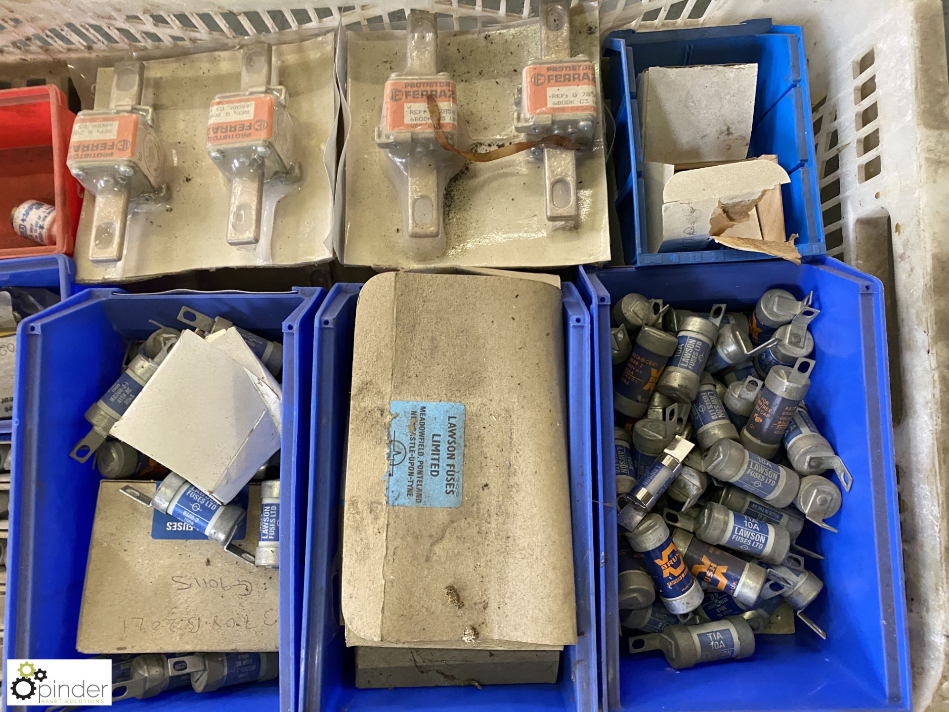 Large quantity HRC Fuses, to 3 trays (Location Carlisle Site 1) - Image 6 of 8
