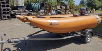 Zapcat Catamaran inflatable Racing Boat, with Mariner 40M outboard motor, 40HP and trailer (Location