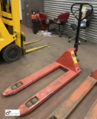 Ichimens Pallet Truck, 2500kg (LOCATION: Penistone)