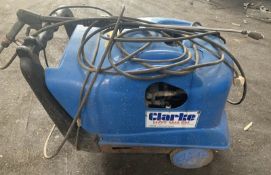 Clarke Steam Cleaner, 240volts, with hose and lanc