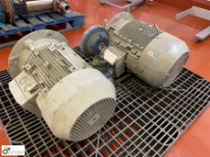 2 3kw Electric Motors, and Valve Dial (Lift Out Fee: £5 plus VAT)
