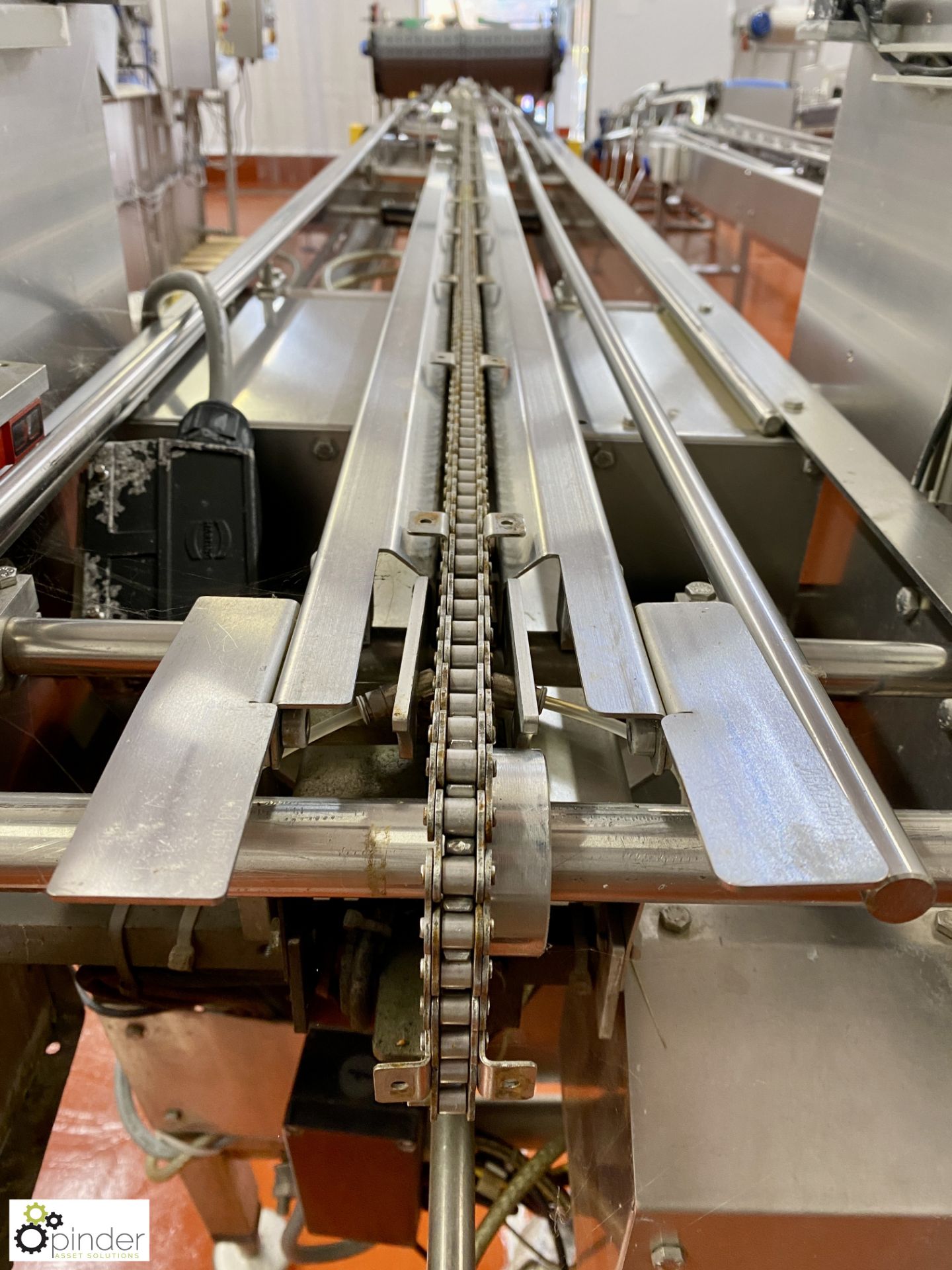 Stainless steel chain type Conveyor, 5000mm x 250mm, 415volts (Lift Out Fee: £30 plus VAT) - Image 3 of 6