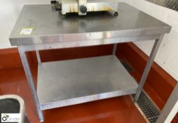 Stainless steel Preparation Table, 1000mm x 700mm x 820mm, with under shelf (Lift Out Fee: £10