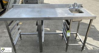 Stainless steel Unload Table, 1550mm x 600mm x 890mm, with sink and tray storage (Lift Out Fee: £