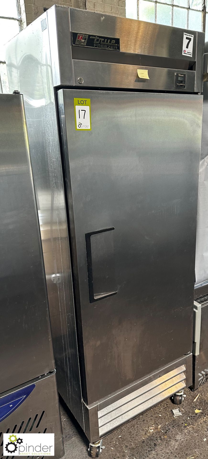 True T-19FZ stainless steel mobile single door Freezer, 680mm x 680mm x 2000mm - Image 3 of 5