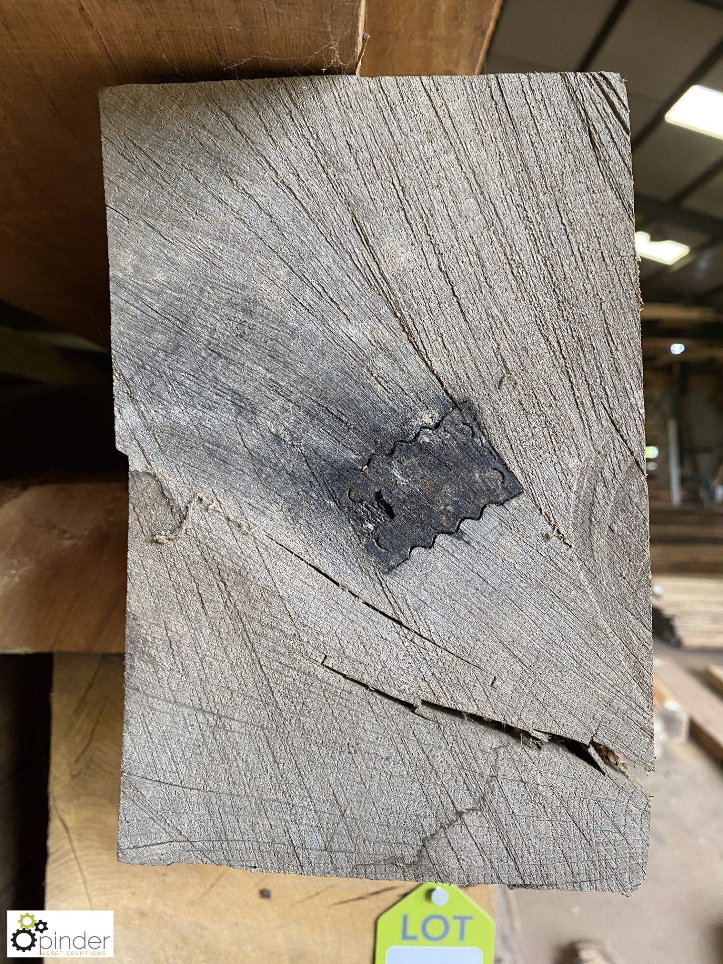 Air dried Oak Beam, 3820mm x 190mm x 130mm - Image 2 of 5