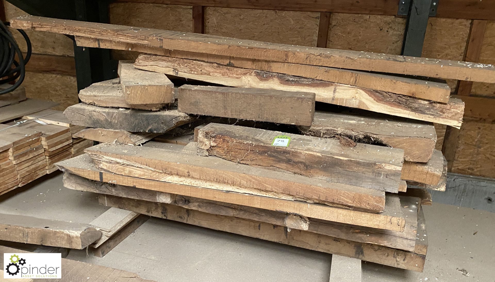 Approx 17 various Oak Boards and Beams, to pallet