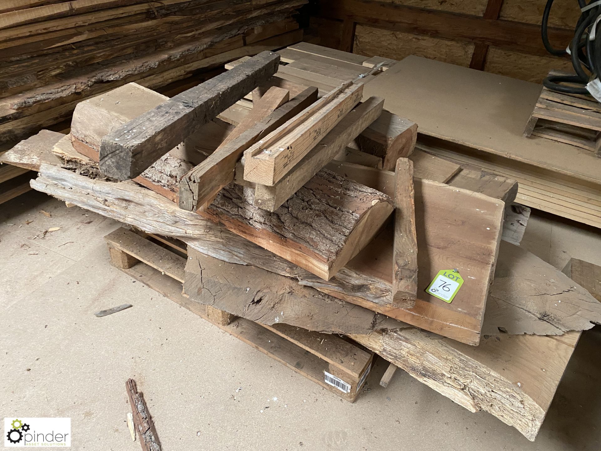 Approx 10 various Oak Boards, to pallet