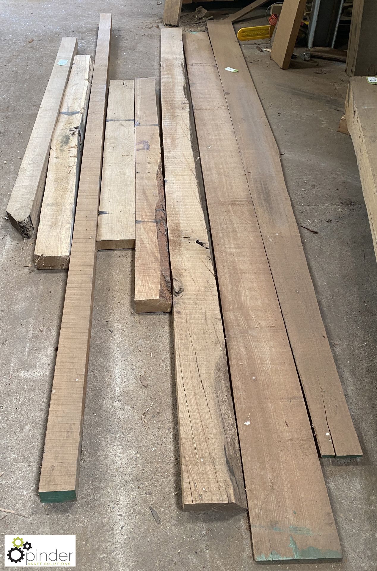 8 various Oak Boards and Beams