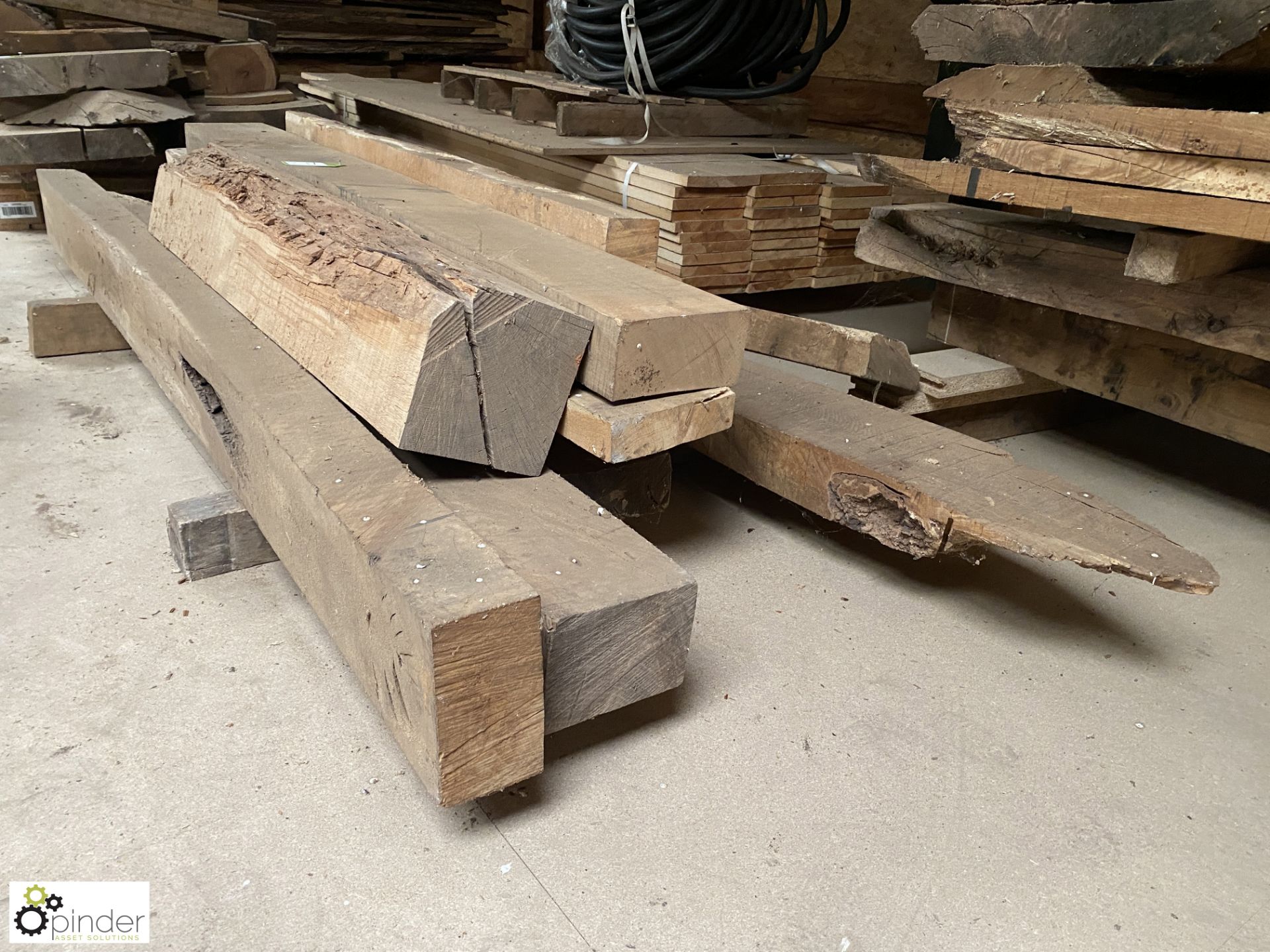 Approx 11 various Oak Boards and Beams, to pallet - Image 3 of 7