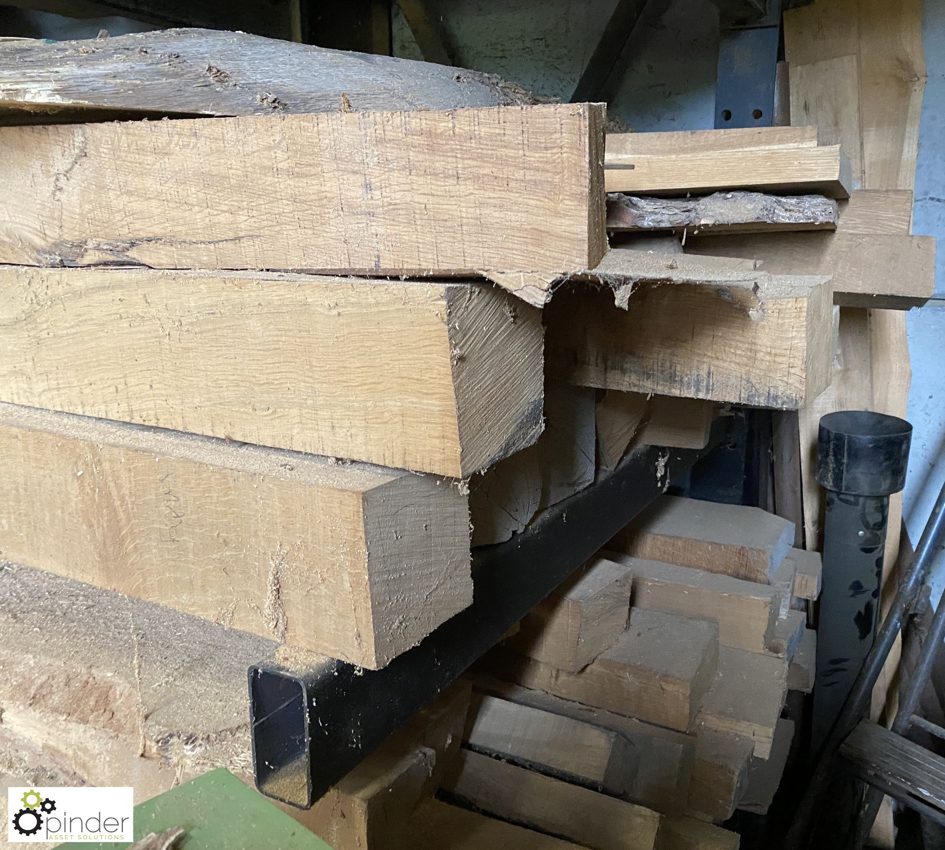 Approx 20 various air dried Oak Beams and Boards, 1225mm average length - Image 4 of 5