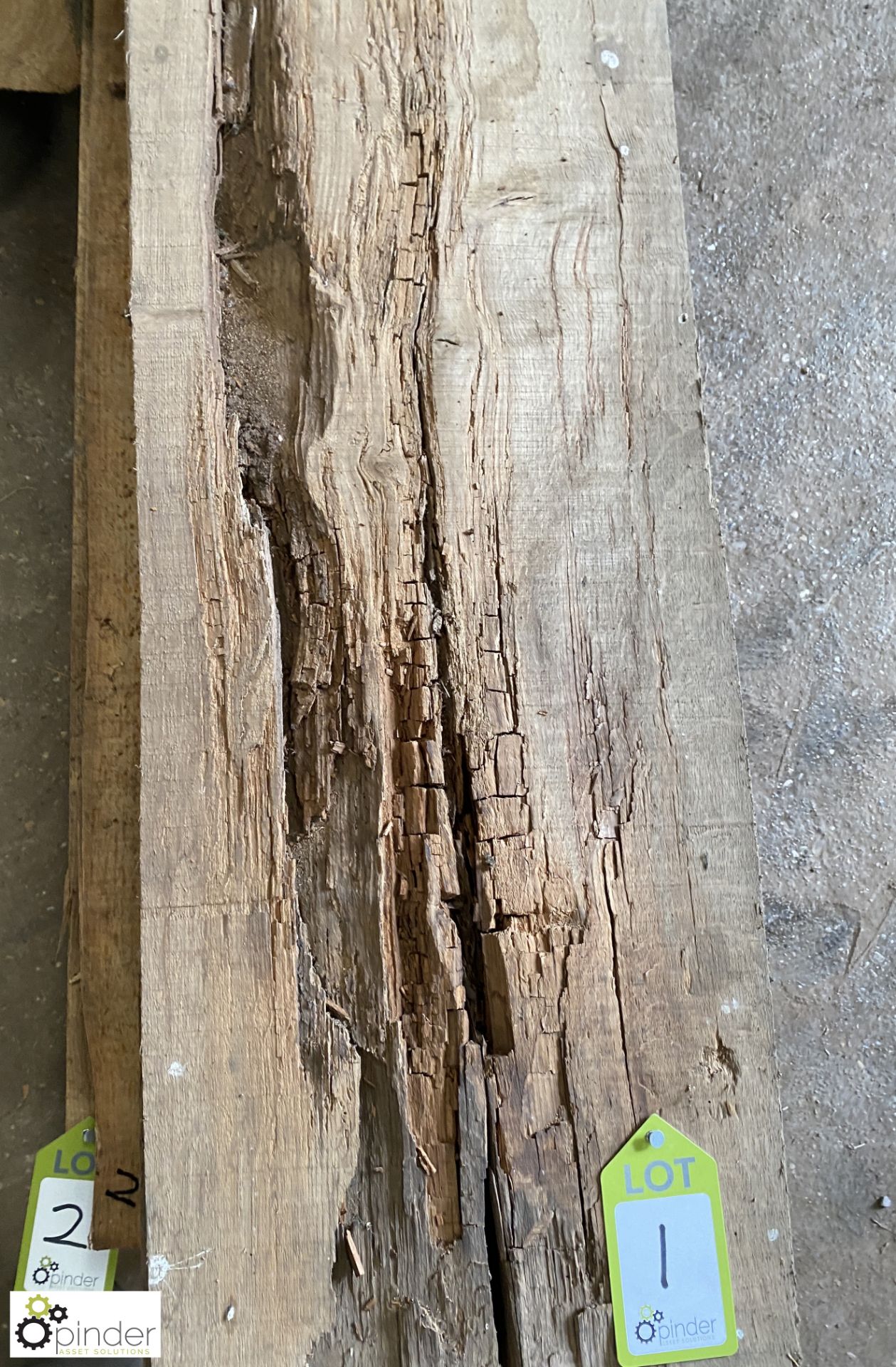 Air dried Oak Beam, 6100mm x 350mm x 150mm - Image 4 of 7