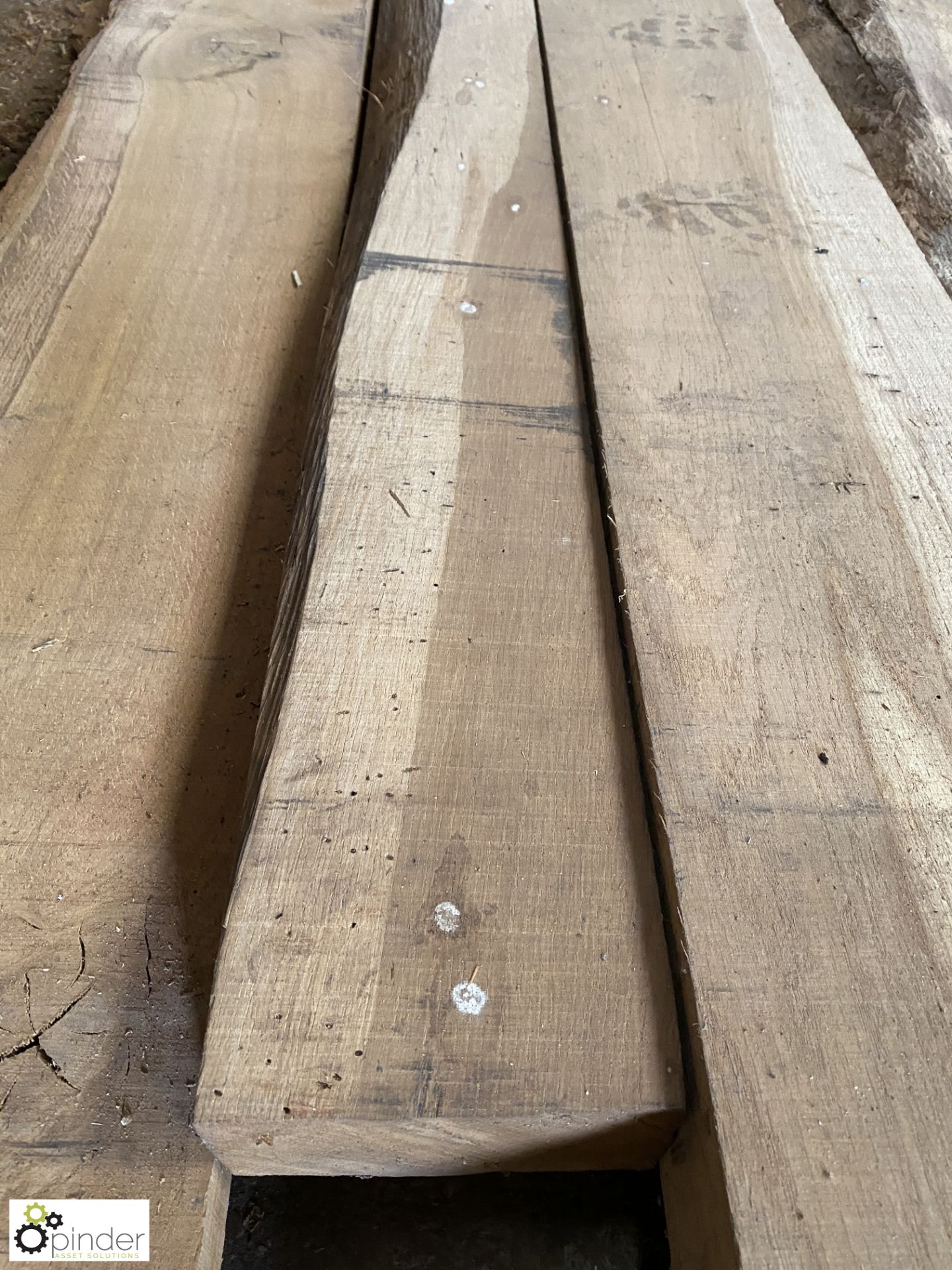 3 various air dried Oak Beams, 5100mm x 220mm x 100mm, 5100mm x 220mm x 75mm and 4500mm x 145mm x - Image 6 of 10