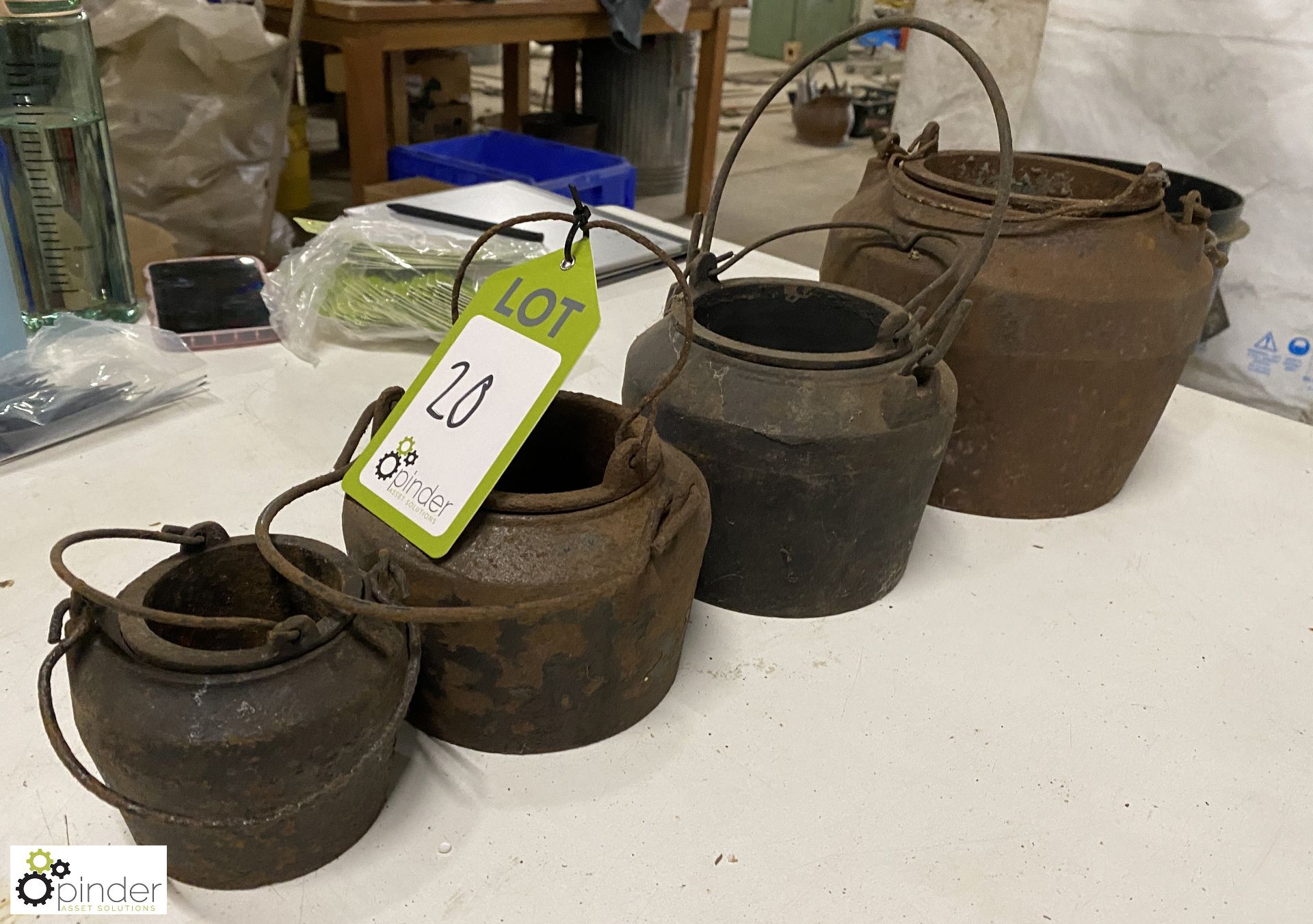 4 various cast iron Glue Pots - Image 3 of 8