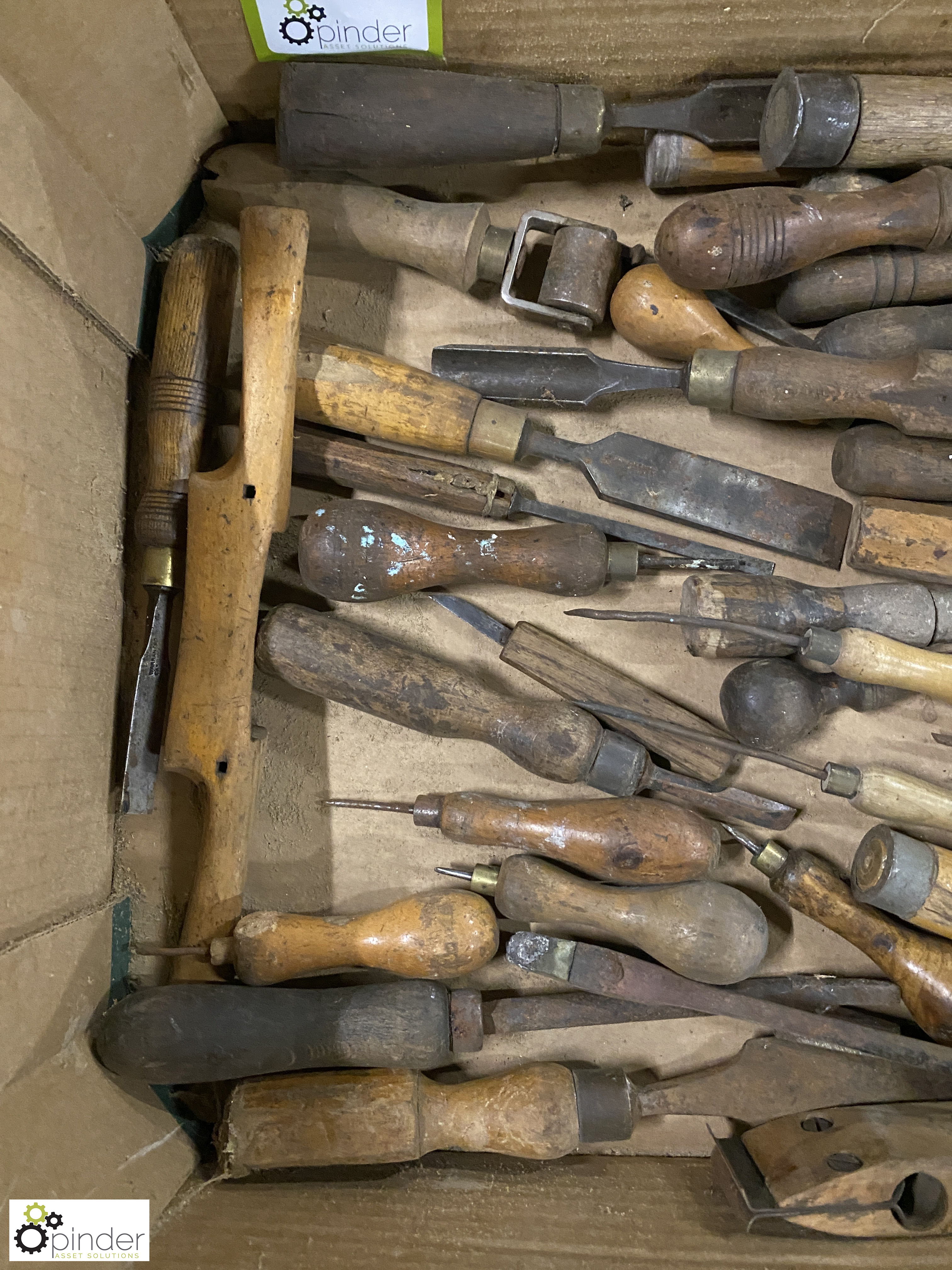 Quantity various Chisels, Bradawls, to tray - Image 3 of 7