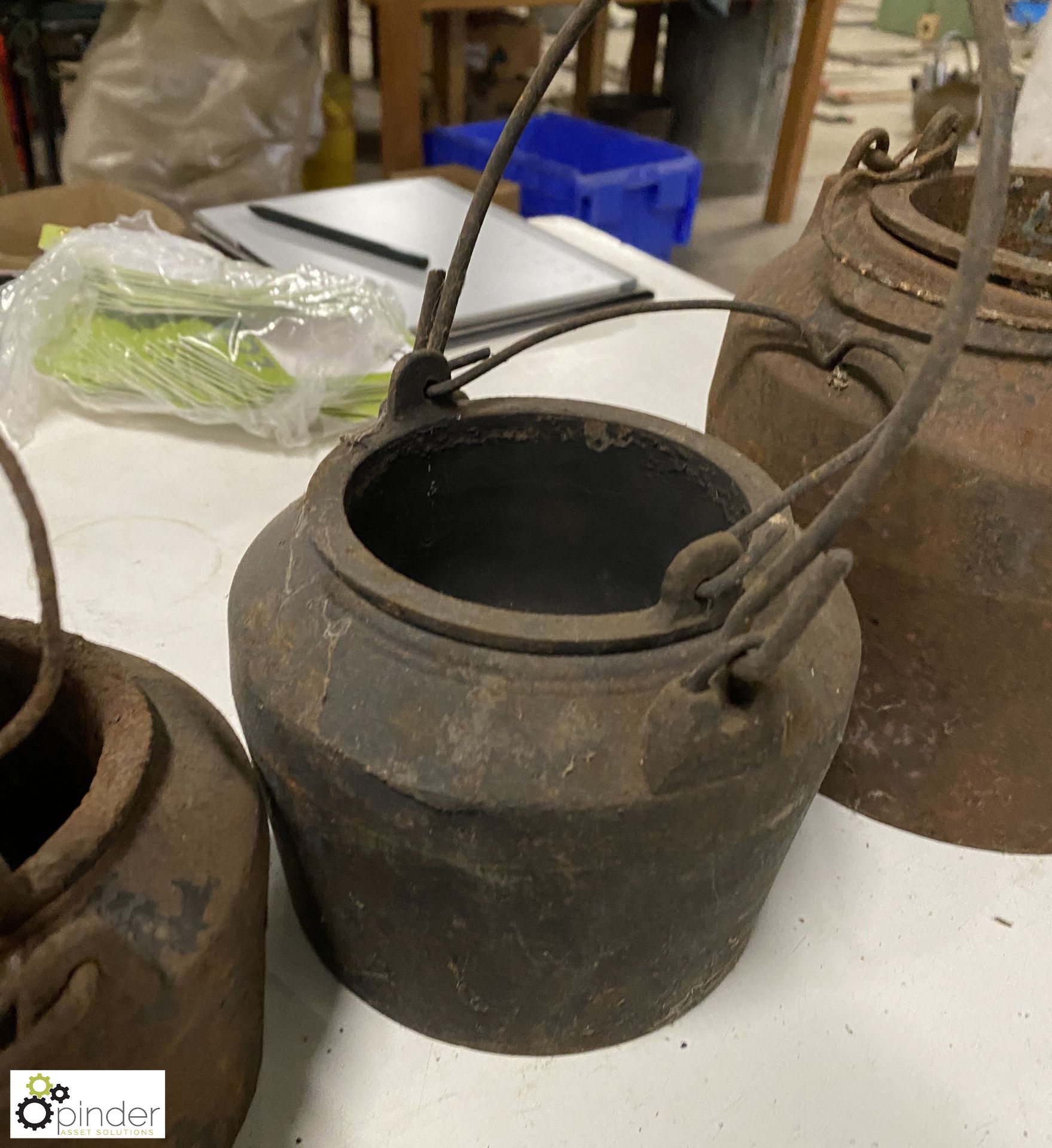 4 various cast iron Glue Pots - Image 5 of 8