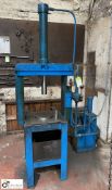 Hydraulic Press, 10000kg max capacity, at 3000psi