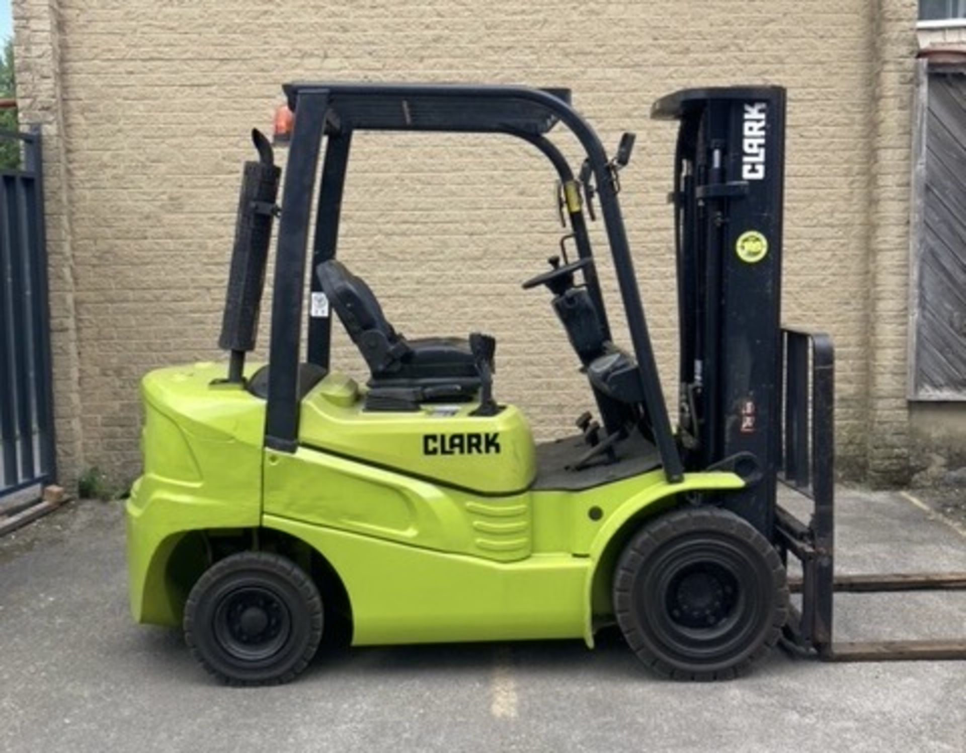 Clark GTS325D diesel Forklift Truck, year 2018, 25 - Image 3 of 23