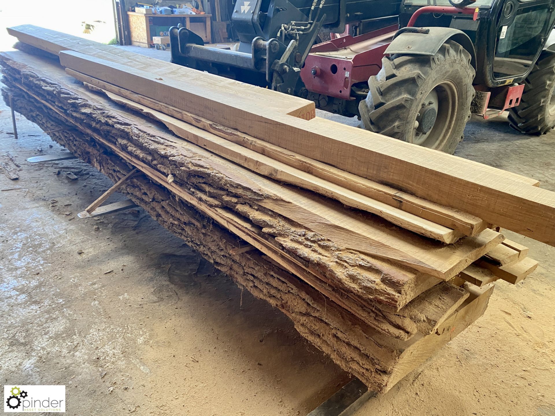 18 various Douglas Fir Boards and Beams, up to 4800mm