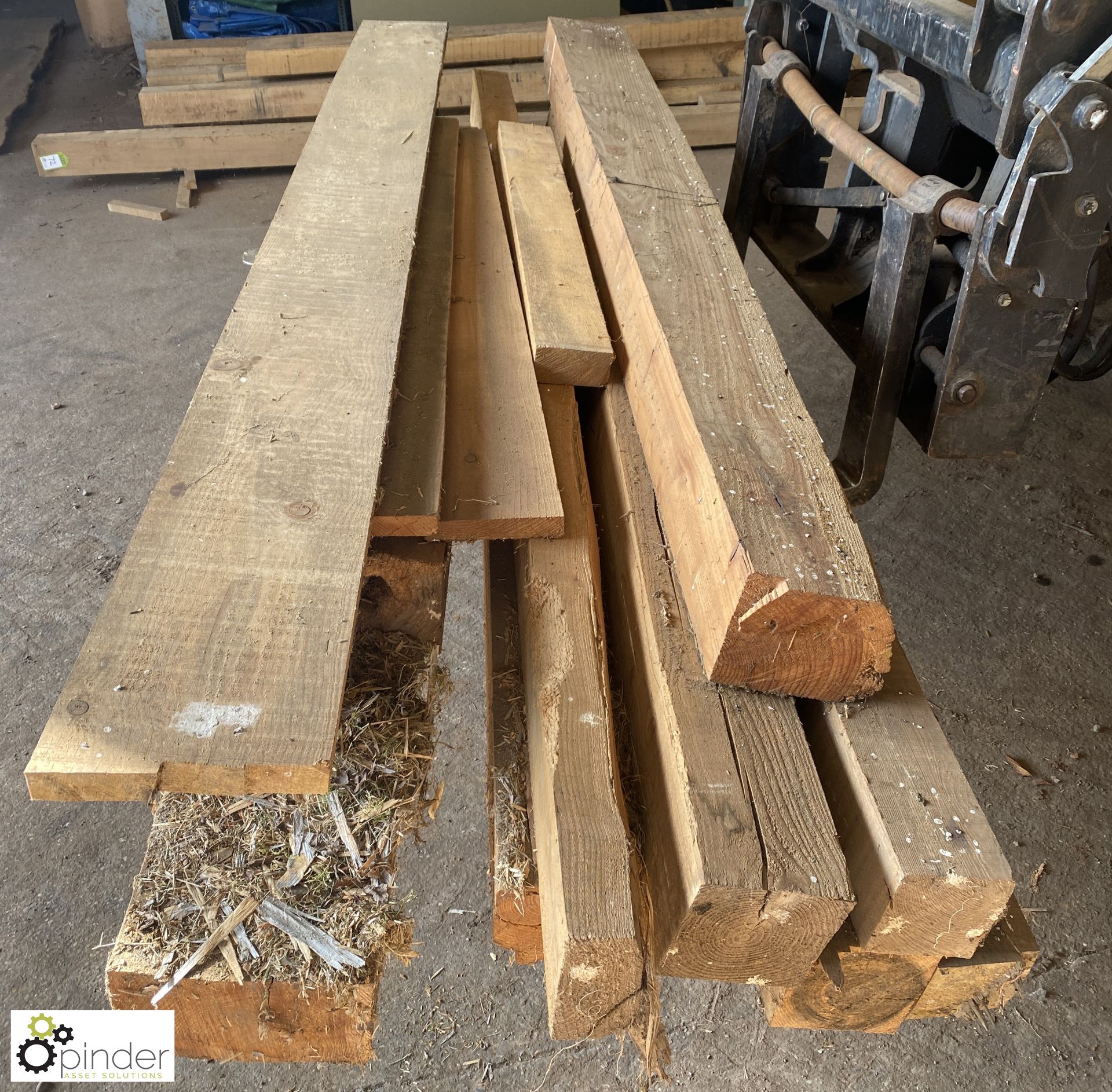 16 various lengths Hardwood and Softwood Beams, up to 2800mm long - Image 5 of 6