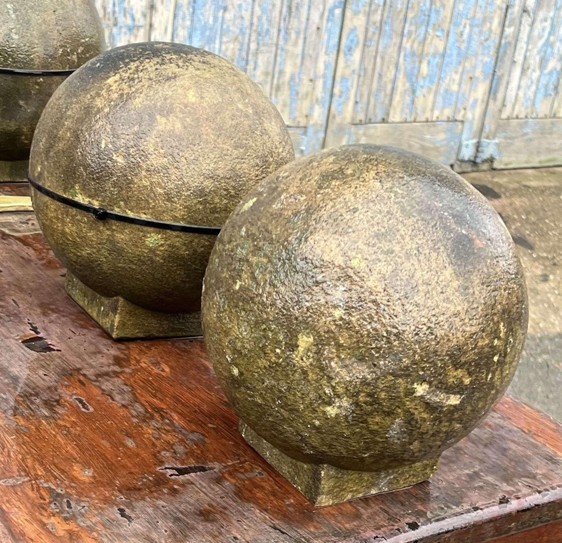 A pair Victorian Yorkshire stone Ball Finials, approx. 9in high x 9in dia (Lot Location: - Image 4 of 7