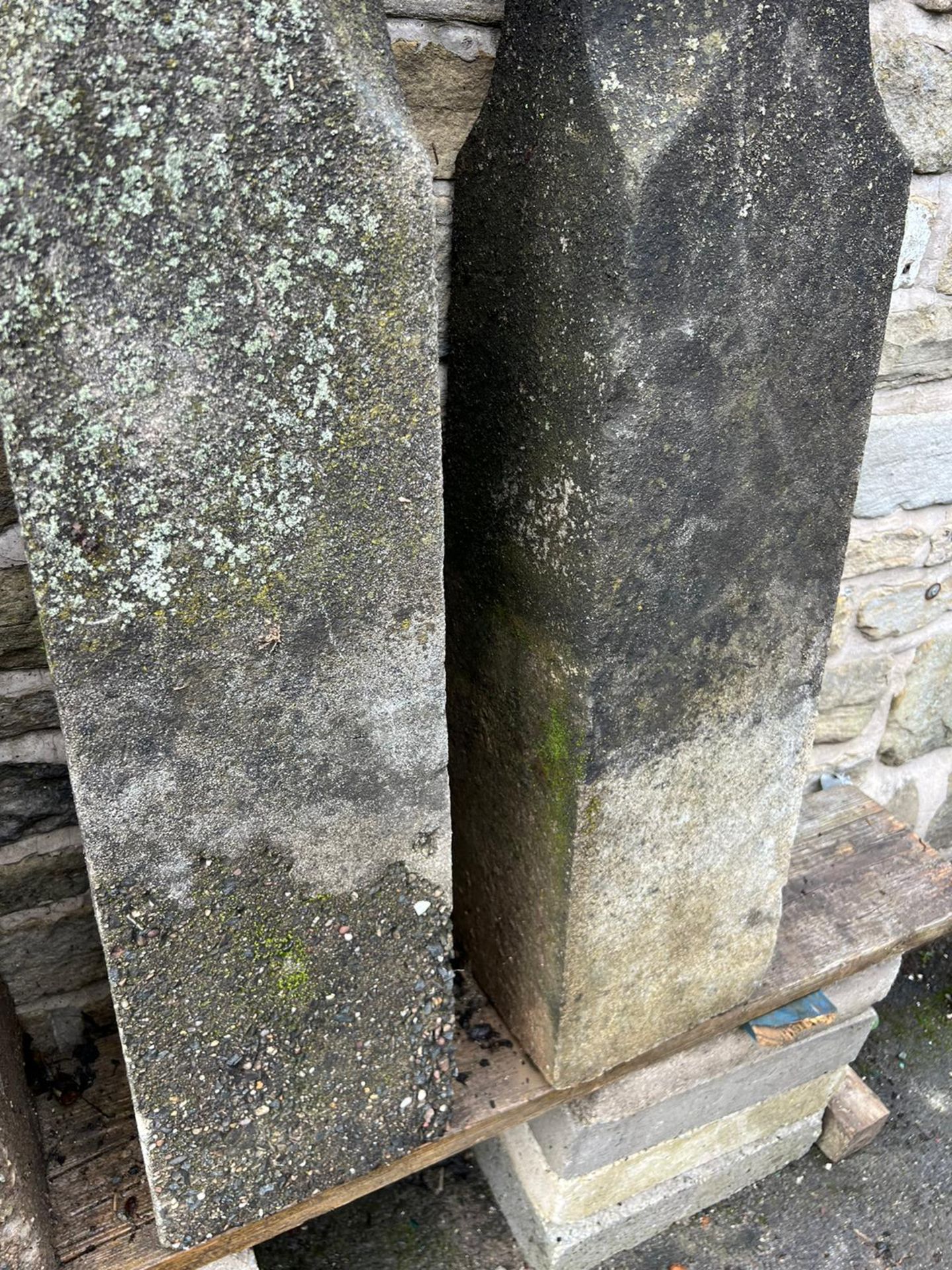 A pair reconstituted stone Obelisks, with ball fin - Image 5 of 8