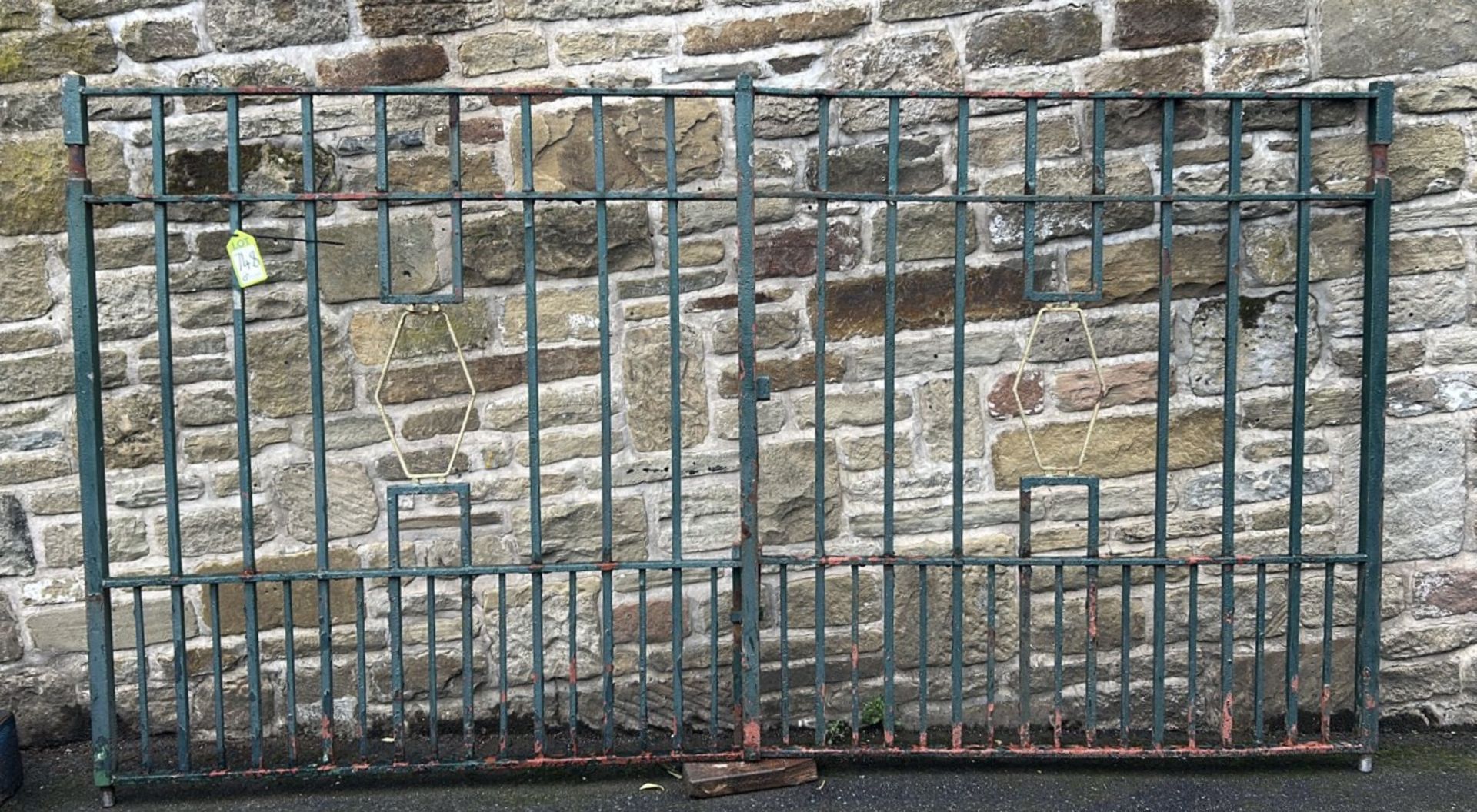 A pair of original Edwardian wrought iron blacksmi - Image 4 of 5