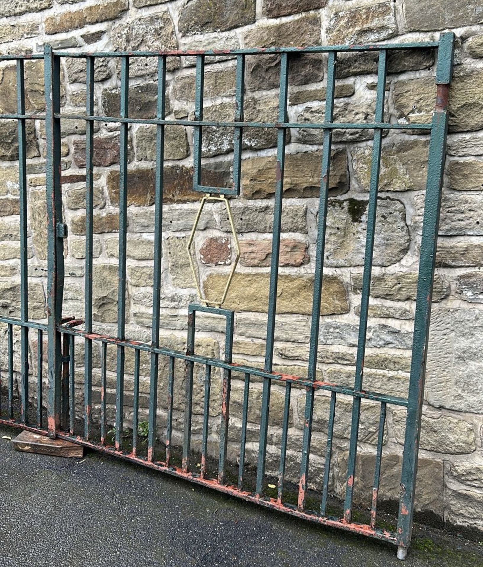 A pair of original Edwardian wrought iron blacksmi - Image 2 of 5