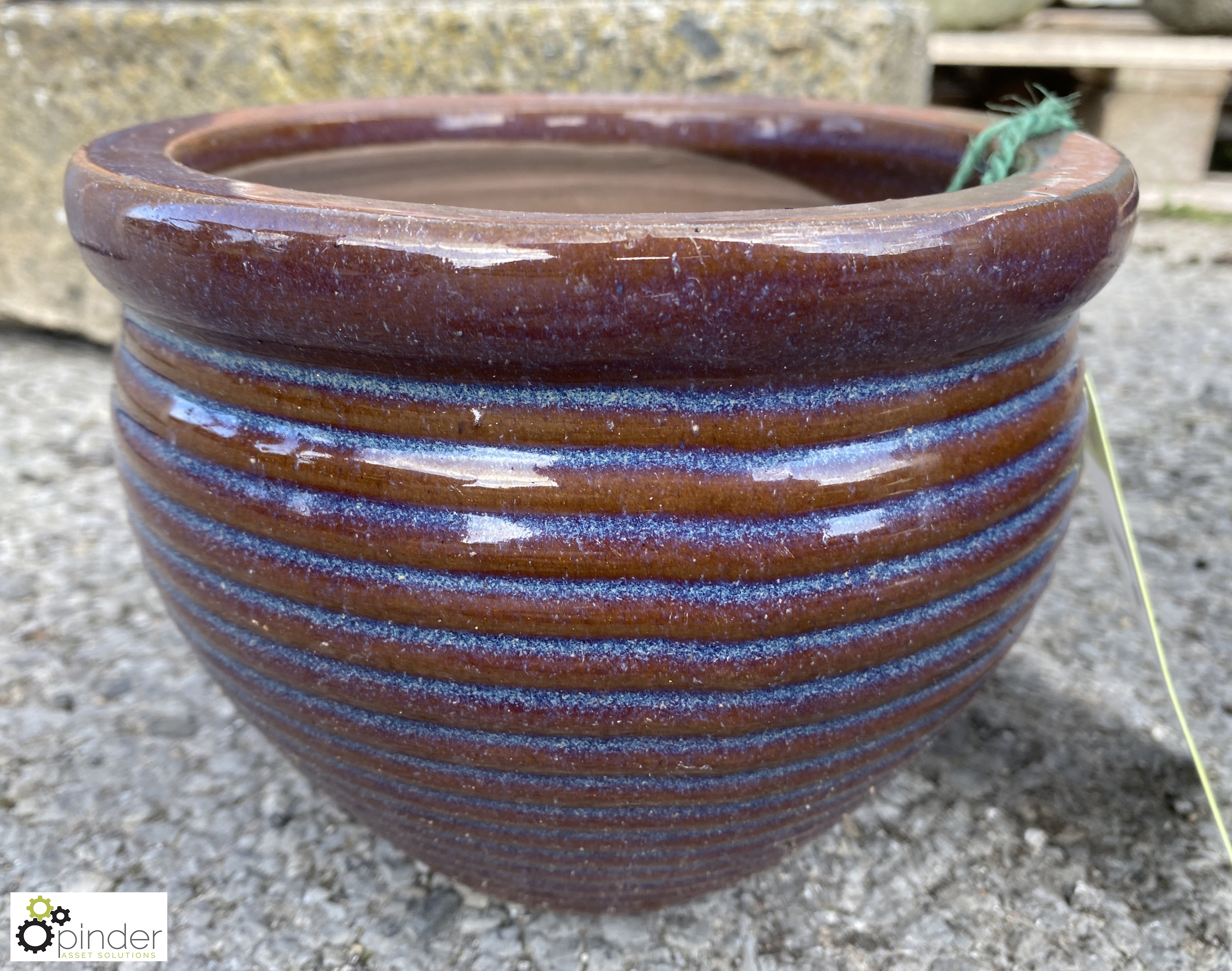 Salt glazed terracotta Pot, 175mm dia x 130mm high