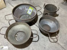 3 various Collanders and Pot