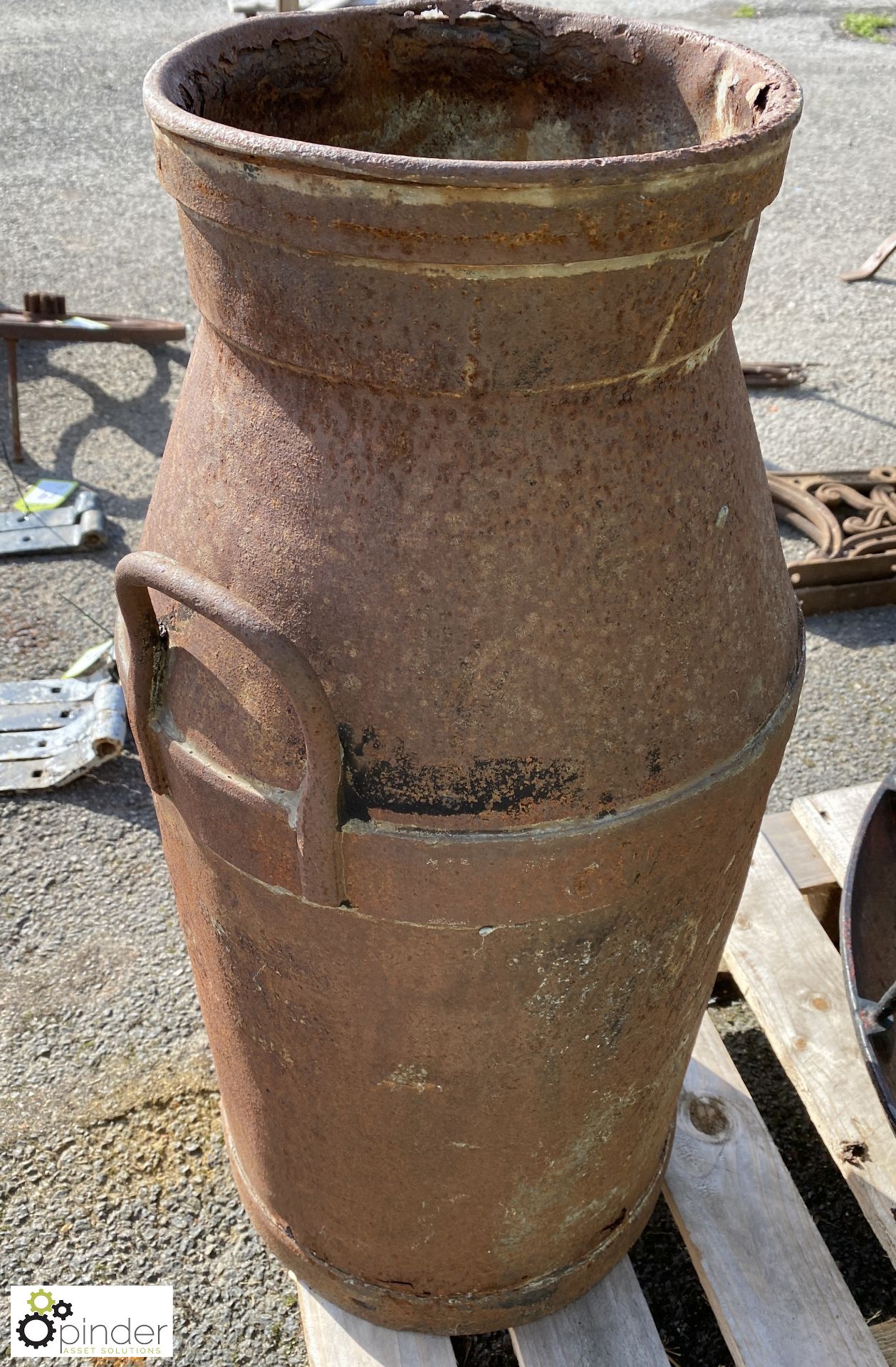 Milk Churn, no lid “CWS” - Image 3 of 7