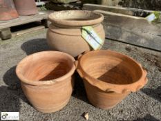 3 various terracotta Pots