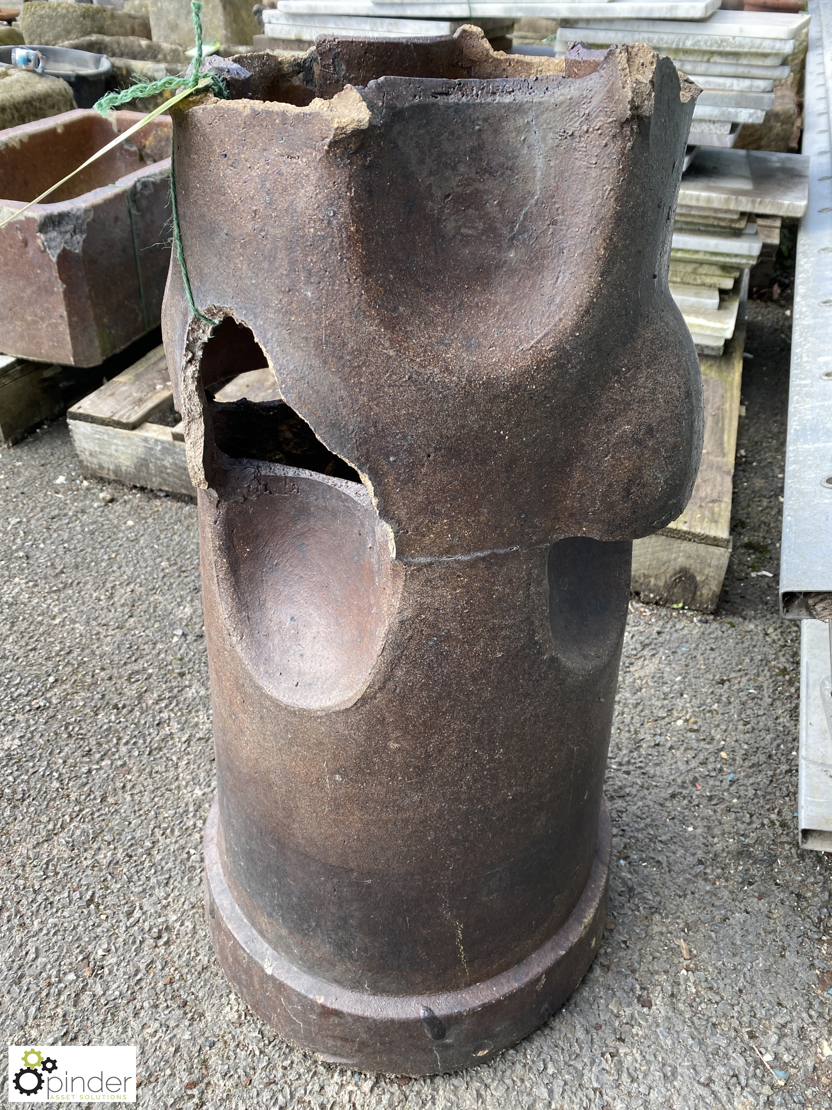 Salt glazed terracotta Chimney Pot, 710mm - Image 2 of 4