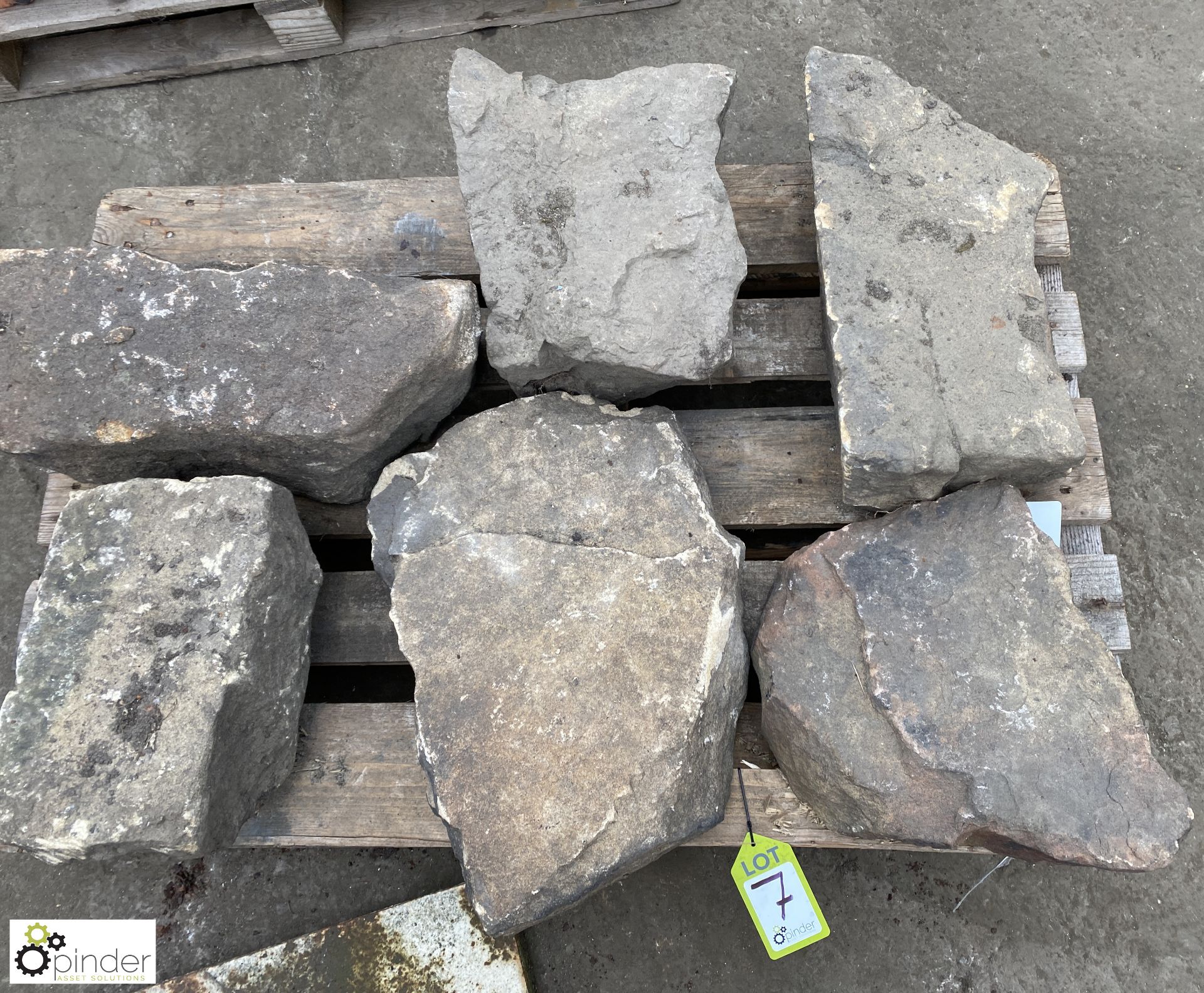 6 pieces Stone, to pallet - Image 6 of 7
