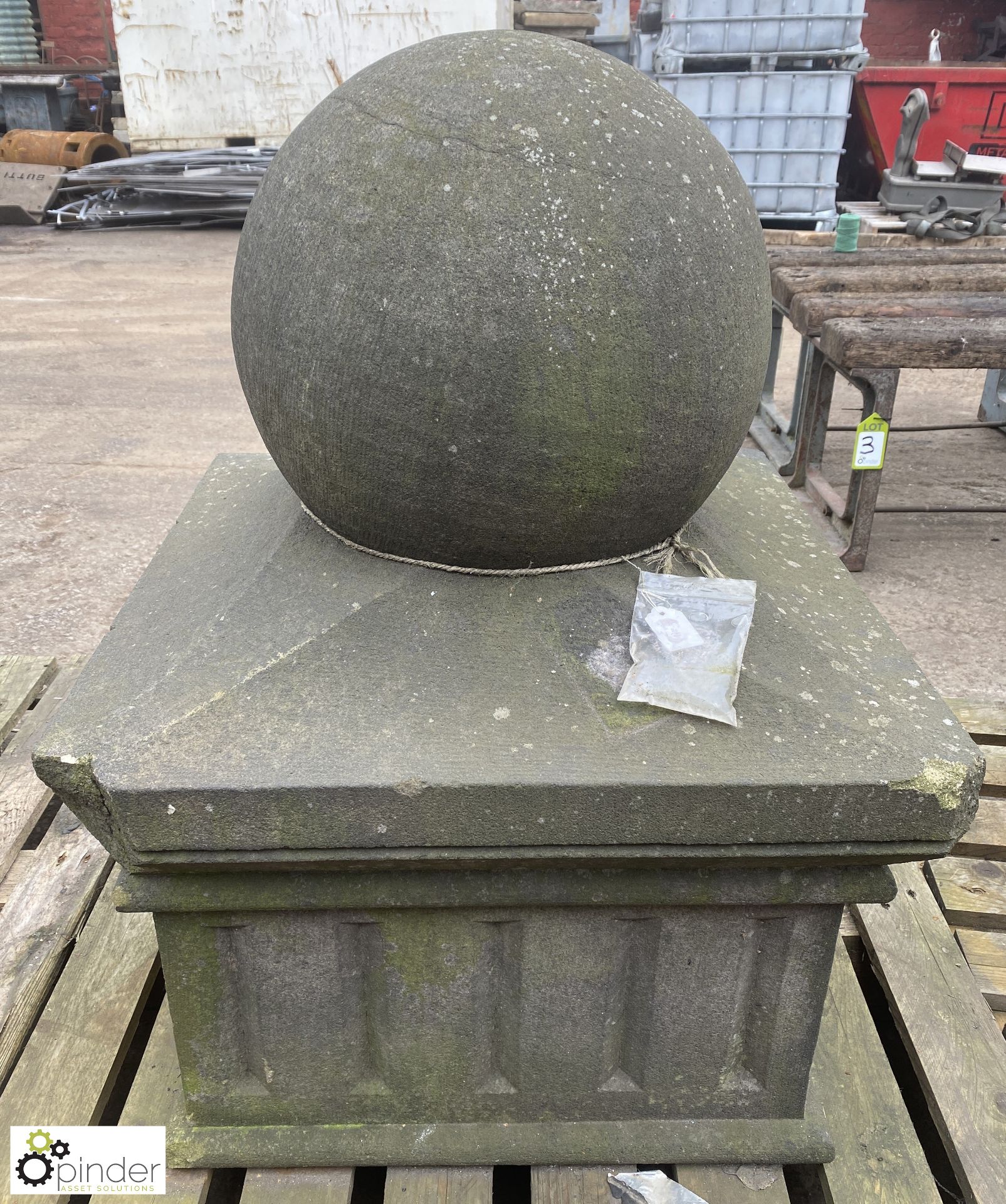 Set 3 Yorkshire stone Gate Post Pier Caps, with ball top, base 600mm x 600mm, 900mm tall - Image 8 of 11
