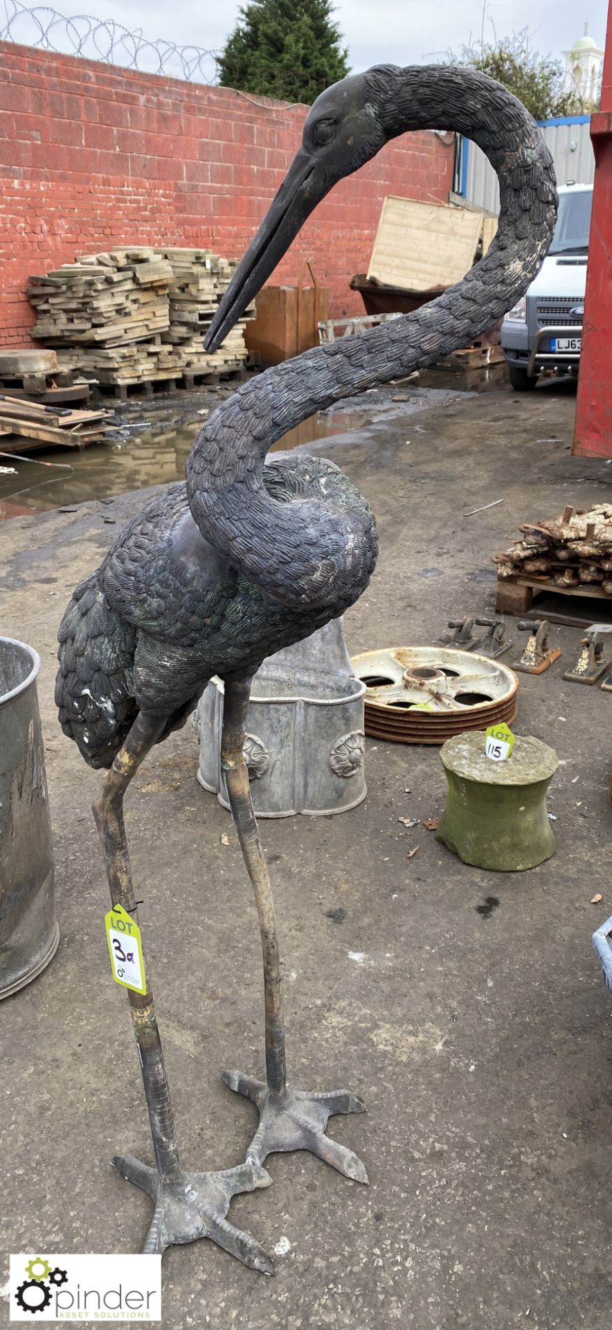 Bronze Statue of a crane, 1400mm tall - Image 2 of 12