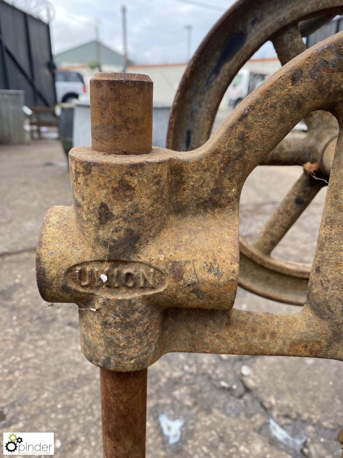 Union vintage manual Pedestal Drill - Image 5 of 6