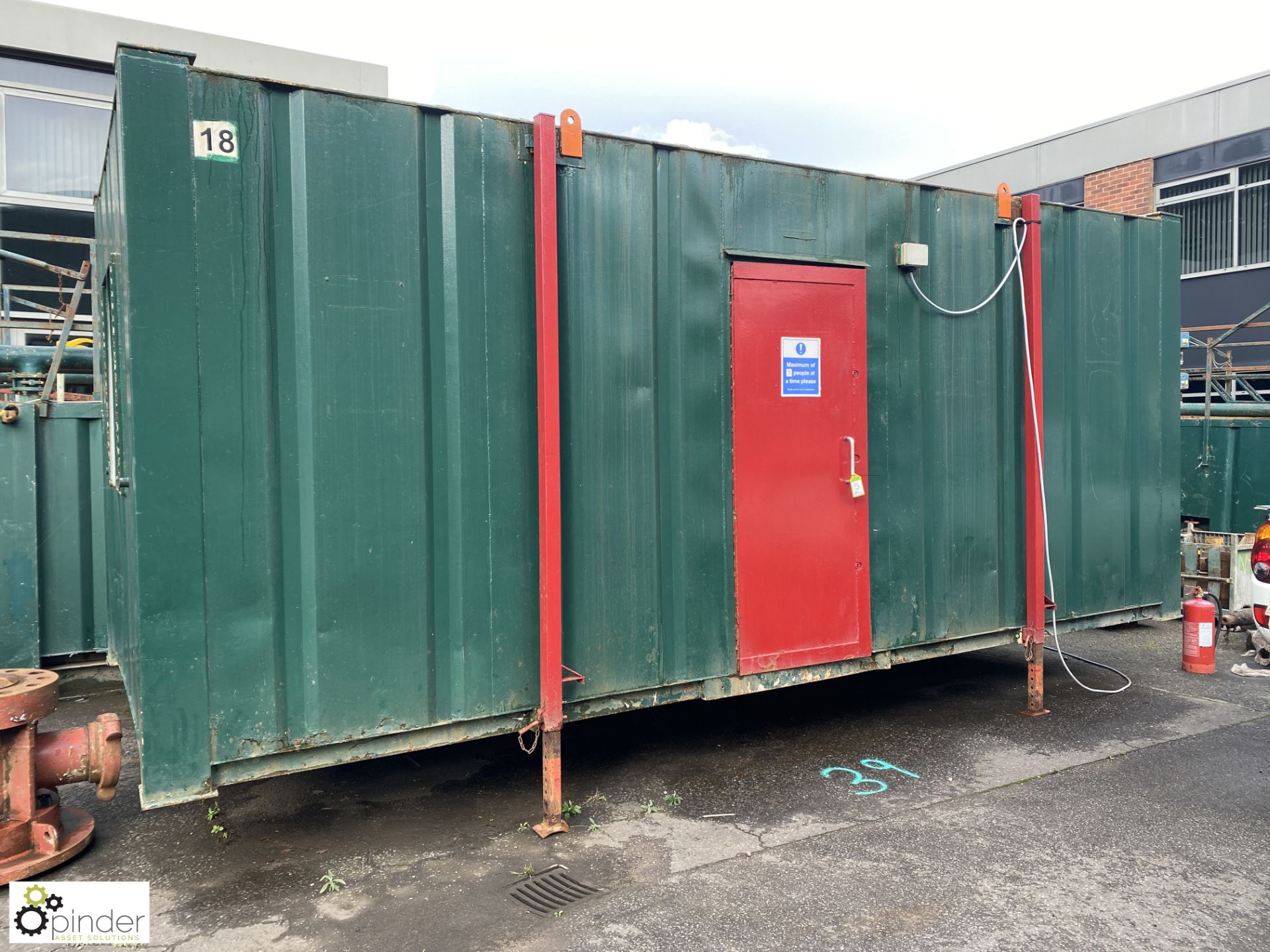 Secure Jackleg Office Cabin, 6250mm x 2700mm x 2600mm (not including legs), with electric wall