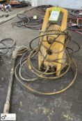 JCB Pressure Washer, 240volts, with lance